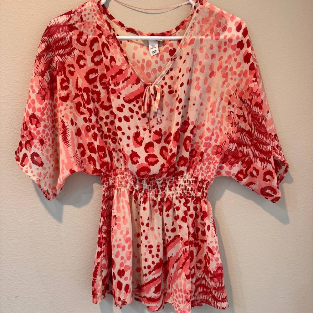 H&M Dolman Sleeve Tops animal print, size 4